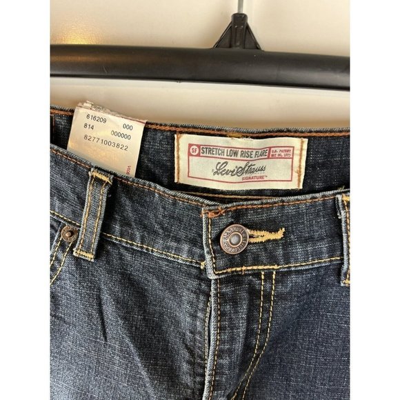 LEVI'S SIGNATURE LOW RISE FLARE JEANS GIRLS YOUTH sz16.5 (29x28.5) NWT - Picture 6 of 11